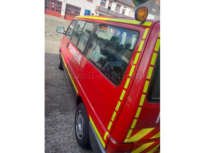 1 Volkswagen T4 personeelsbus (motorstoring) – foto 8 – kavel bij Zoll-Auktion, Blieskastel