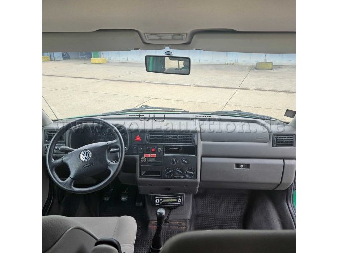 Innenraum 1