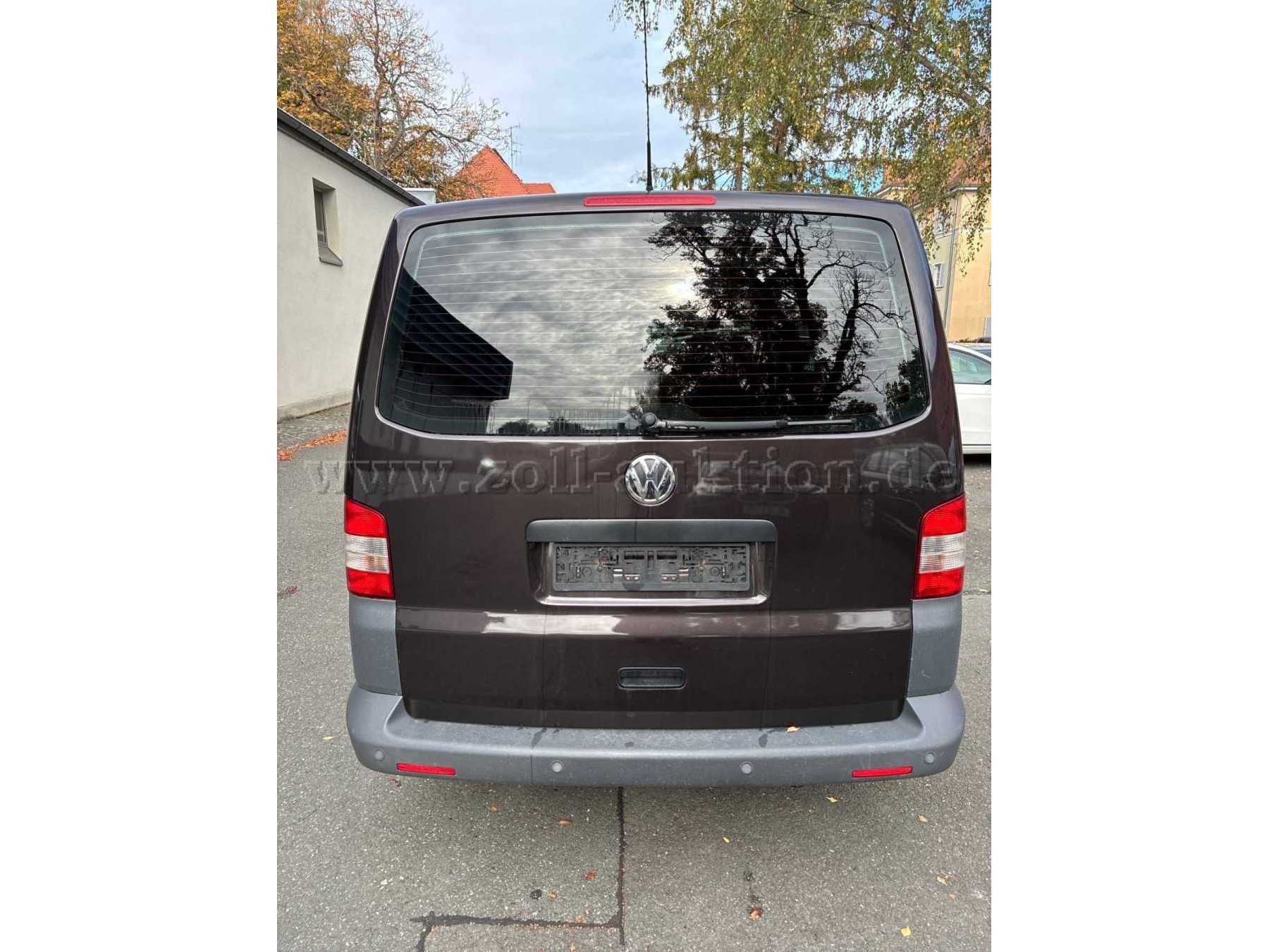 Auto hinten