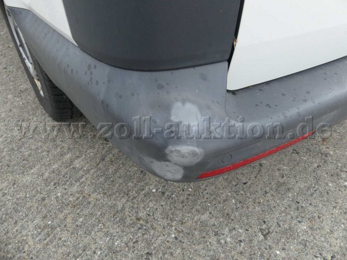 BW1-538 Stoßfänger hinten links eingedrückt und verschürft