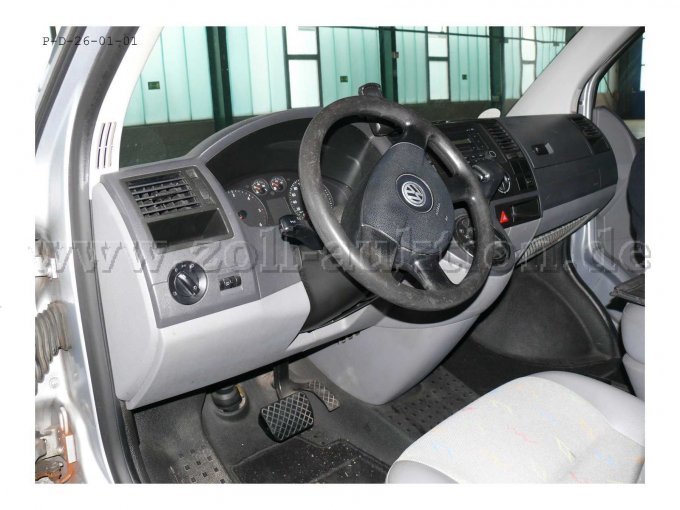 Armaturenbrett mit Lenkrad