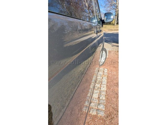 Seitenansicht rechte Schiebetür