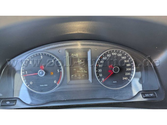 Ansicht Kombiinstrument mit Laufleistung