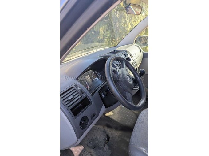 Ansicht Armaturenbrett Fahrerseite