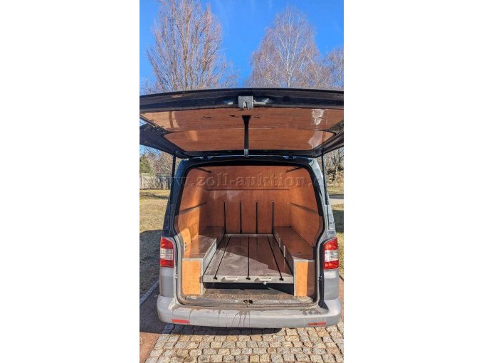 Heckansicht Sargtransportausbau