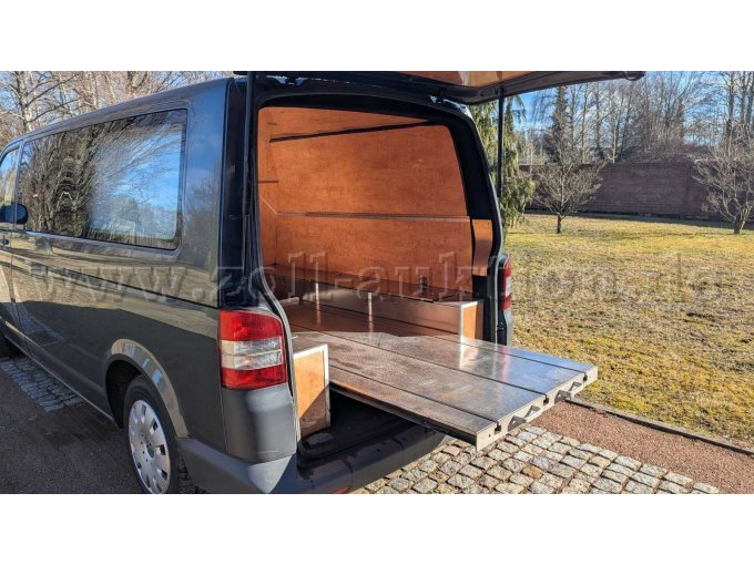 Ansicht ausgezogener Sargtransportausbau