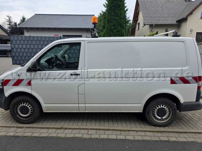 1 Volkswagen T5 Transporter Kasten 2.0 TDI 4Motion – foto 6 – kavel bij Zoll-Auktion, Ingersleben