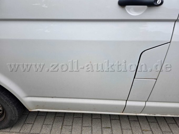 1 Volkswagen T5 Transporter Kasten 2.0 TDI 4Motion – foto 13 – kavel bij Zoll-Auktion, Ingersleben