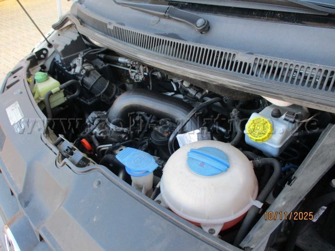 Motor: 
Leistung 103KW.
Laut Werkstatt defekte Hochdruckpumpe und massive Späneansammlungen im Motor.