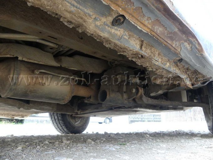 Beschädigung rechts Schwellerbereich