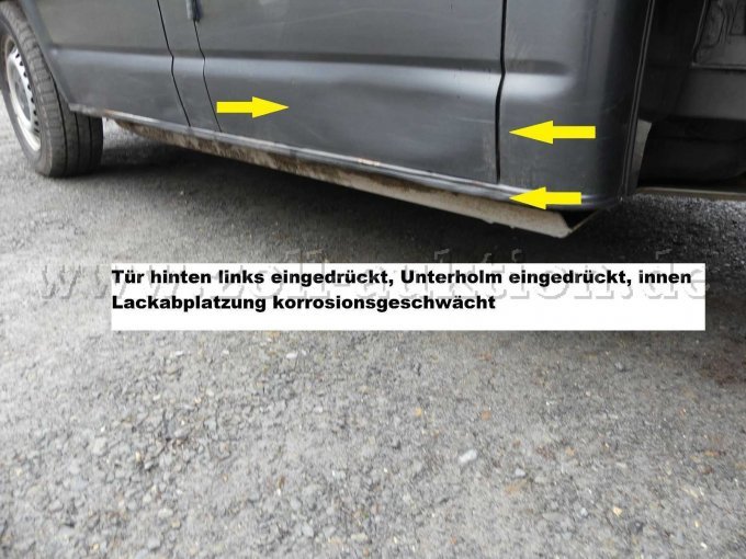 Beschädigung linke Fahrzeugseite