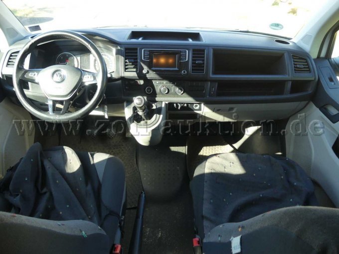 BW1-118 Innenansicht Cockpit