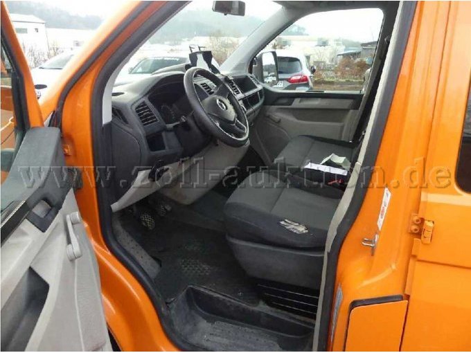 1 Volkswagen T6 2.0 TDI Pritsche, DoKa 4Motion – foto 6 – kavel bij Zoll-Auktion, Gerolstein