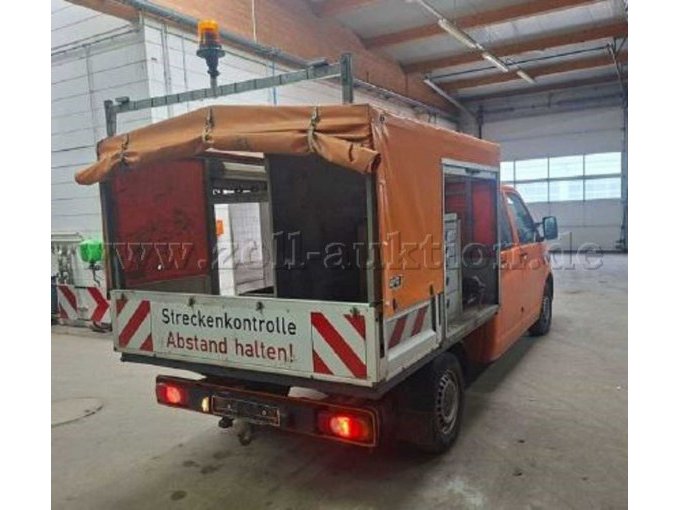 1 Volkswagen T6 Transporter met laadbak (SF) (05.2015–2019) – foto 2 – kavel bij Zoll-Auktion, Pforzheim