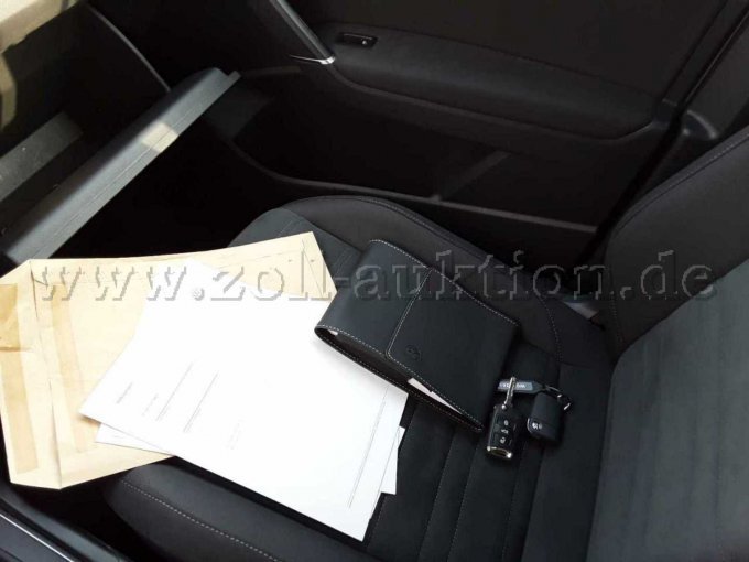 Schlüssel und Bordbuch