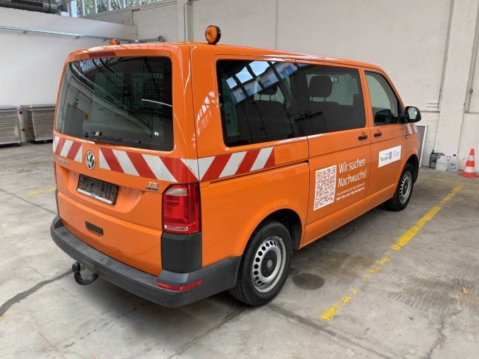 Heckansicht seitlich