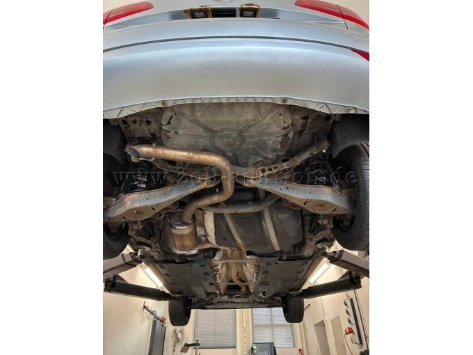 1 Volkswagen Touran – foto 20 – kavel bij Zoll-Auktion, Bayreuth