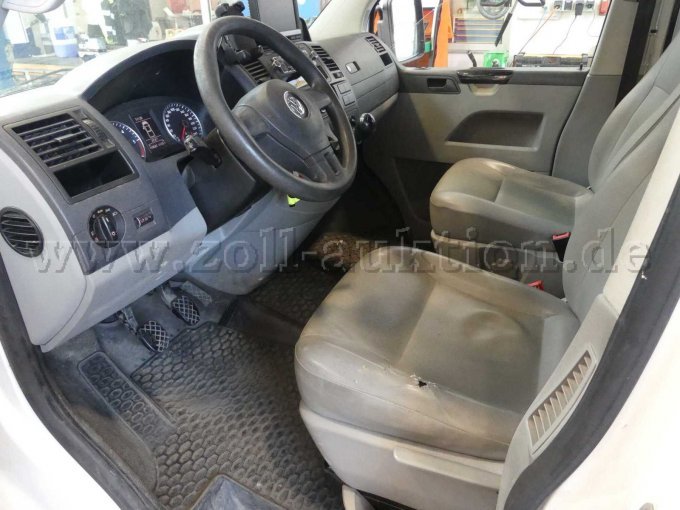 1 Volkswagen Transporter 2.0 TDI met lange laadbak, DoKa – foto 4 – kavel bij Zoll-Auktion, Münster
