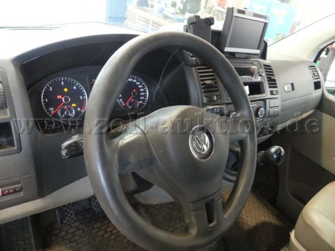 1 Volkswagen Transporter 2.0 TDI met lange laadbak, DoKa – foto 5 – kavel bij Zoll-Auktion, Münster