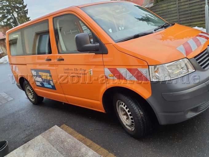 1 Volkswagen Transporter 7HC TDI – foto 3 – kavel bij Zoll-Auktion, Herzberg