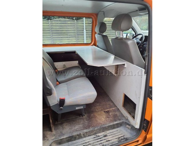 1 Volkswagen Transporter 7HC TDI – foto 7 – kavel bij Zoll-Auktion, Herzberg
