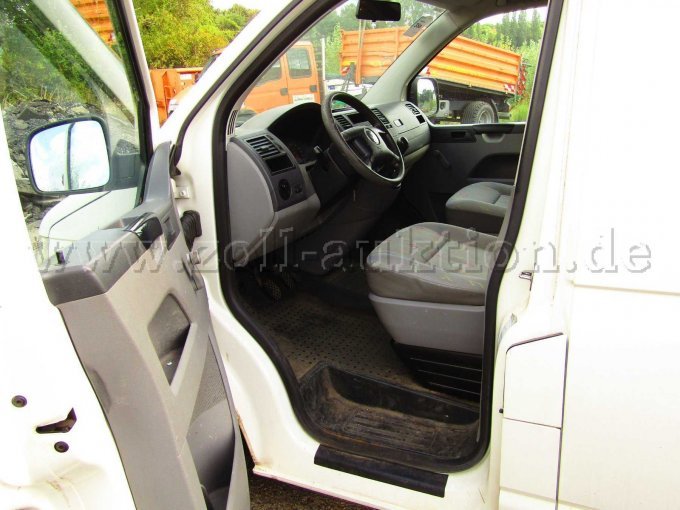 1 Volkswagen Transporter T5 1,9l 75kw – foto 7 – kavel bij Zoll-Auktion, Marl