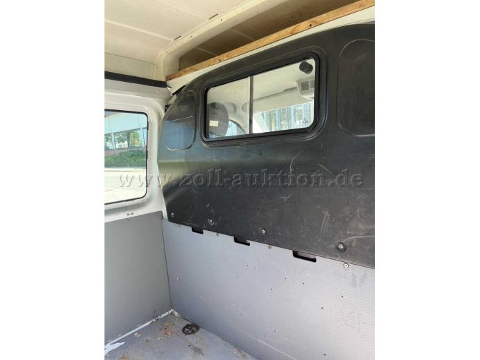 1 Volkswagen – Transporter T5 MHD BMT – foto 10 – kavel bij Zoll-Auktion, Neustadt in Holstein