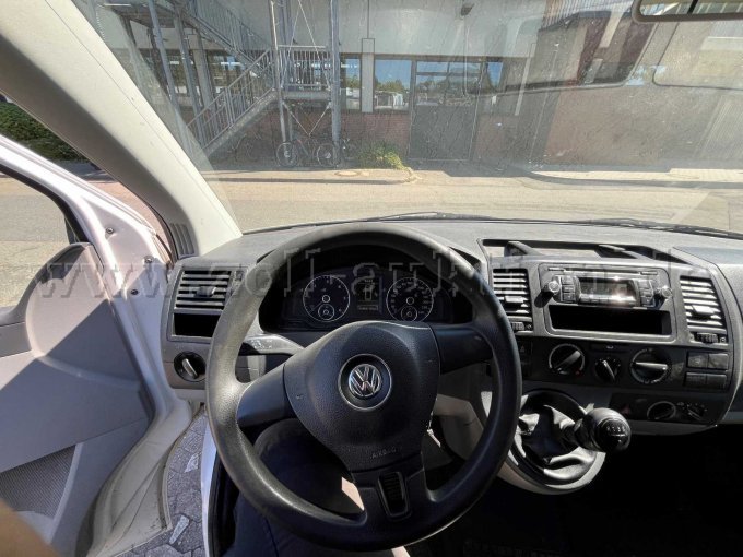 1 Volkswagen – Transporter T5 MHD BMT – foto 7 – kavel bij Zoll-Auktion, Neustadt in Holstein