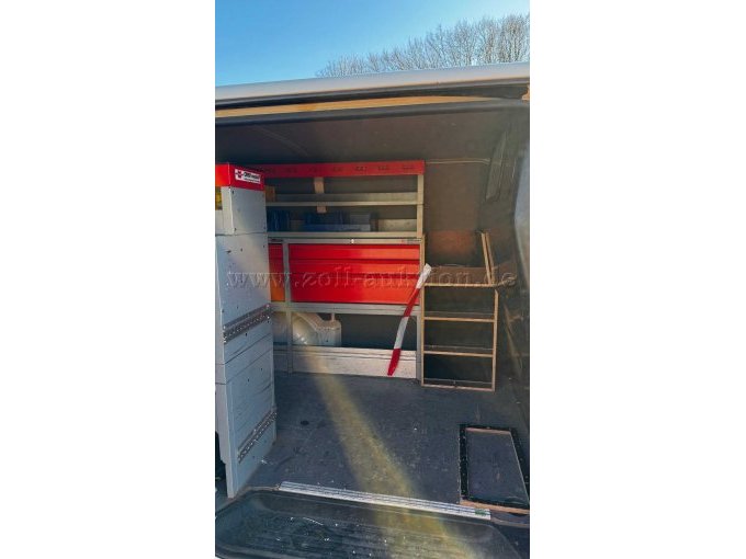 Innenausbau von der Seite