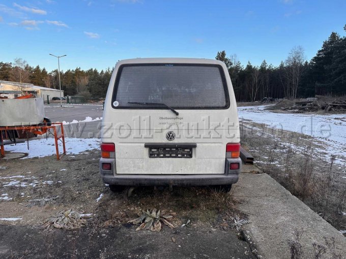 VW Transporter hinten
