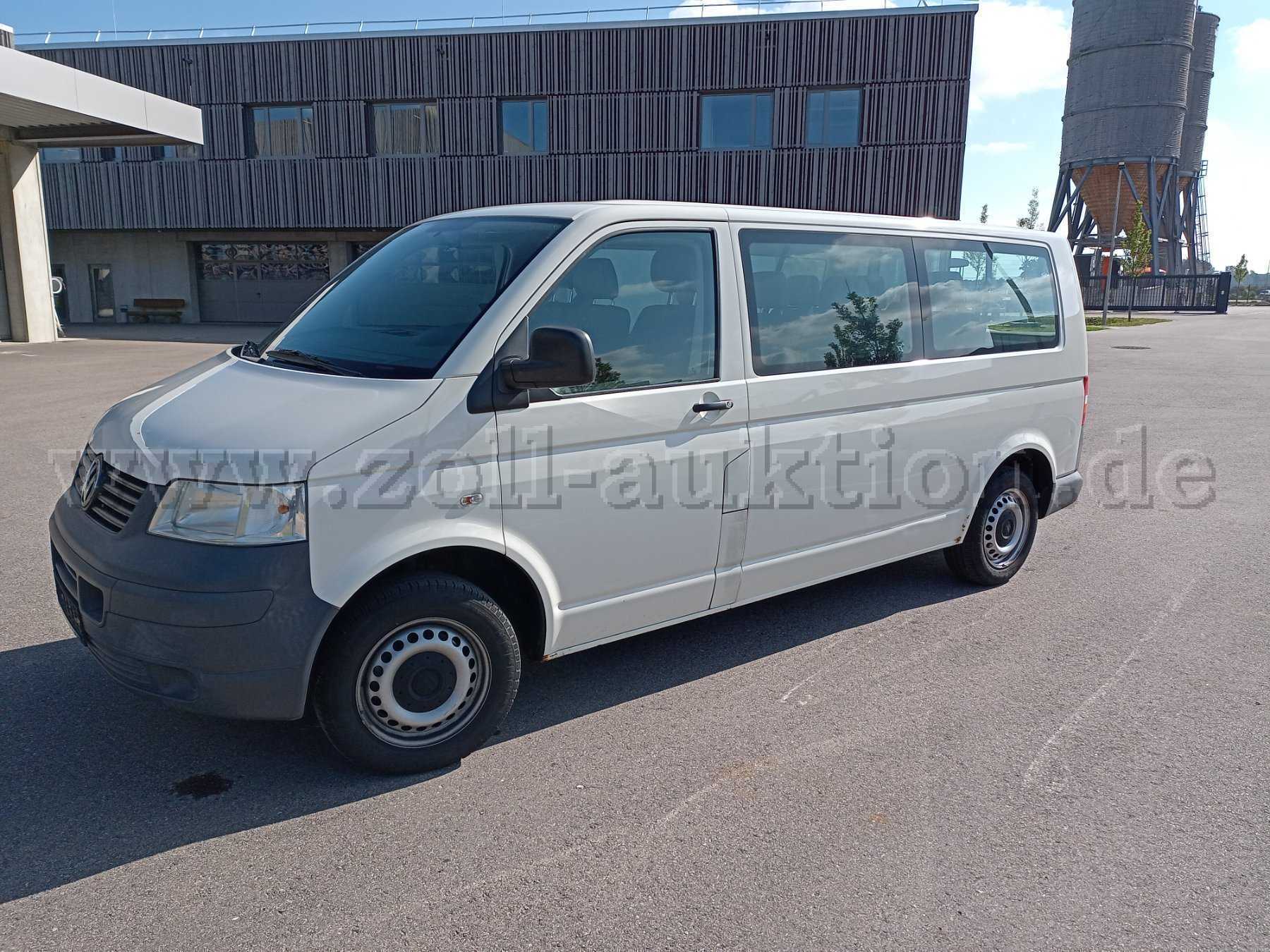 Auto von links