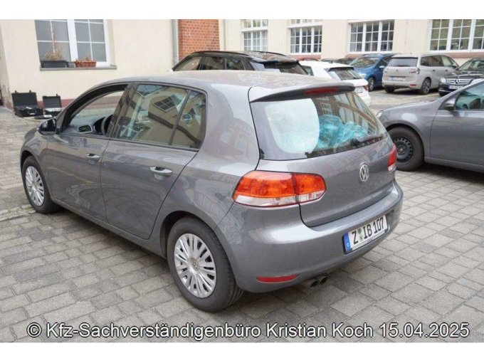Fahrzeug hinten