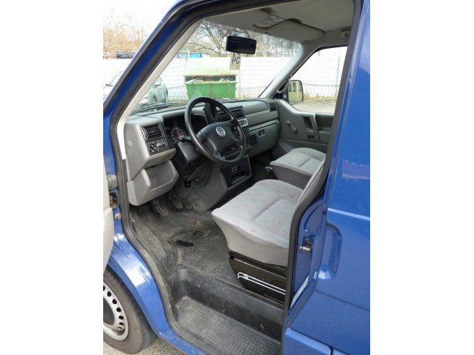 Details Fahrereinstieg