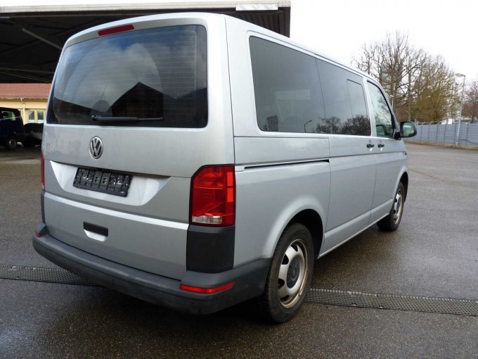 Ansicht von hinten schräg rechts