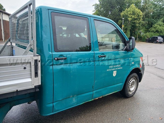 1 Volkswagen VW T 5 Transporter met laadbak – foto 8 – kavel bij Zoll-Auktion, Schongau