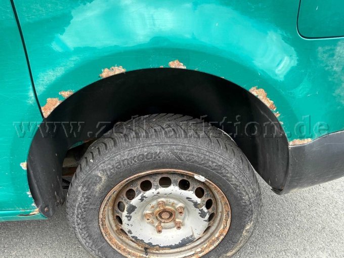 Radlauf Fahrtrichtung hinten links