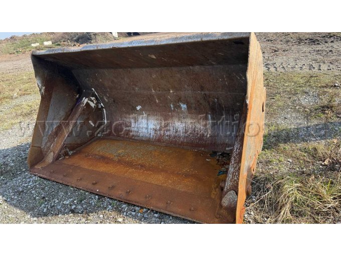 Ansicht Hochkippschaufel vorne