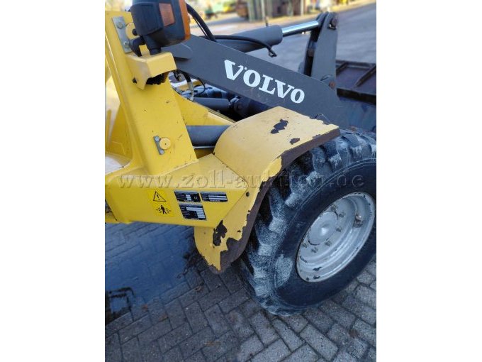 Anrostungen Kotflügel rechts