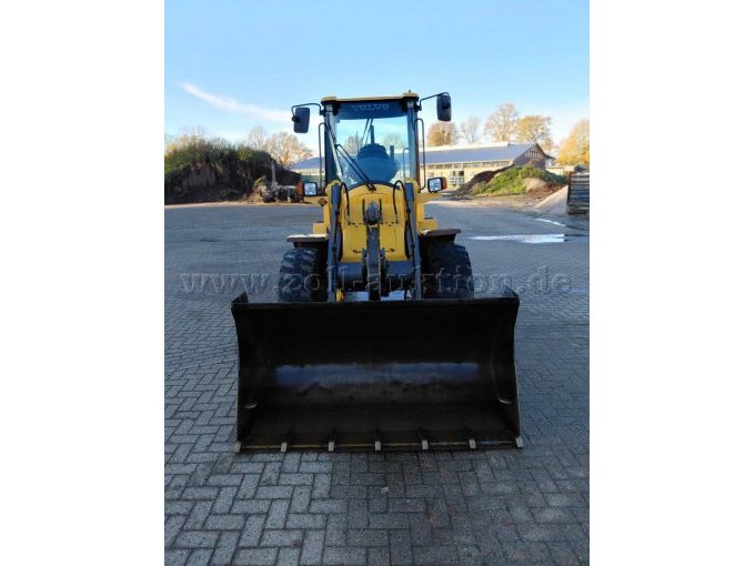 Frontansicht Radlader