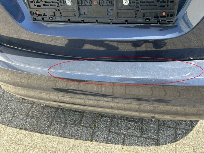 Kratzer Stoßfänger hinten