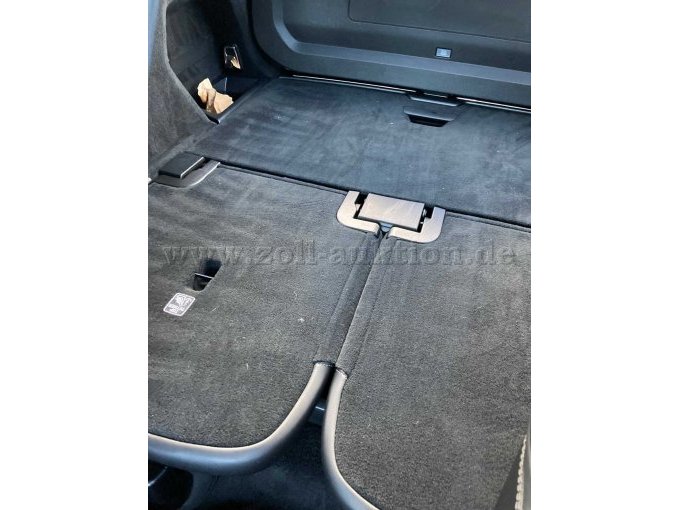 Kofferraum mit umgeklappten Sitzen 5 und 6