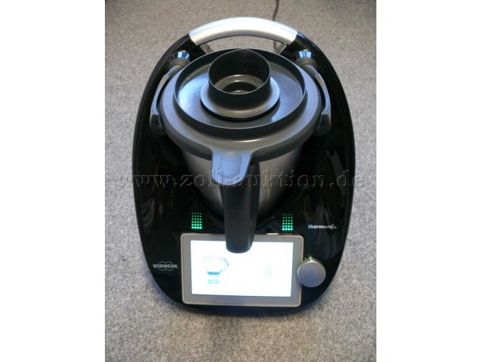 Thermomix TM6, bereit zum wiegen