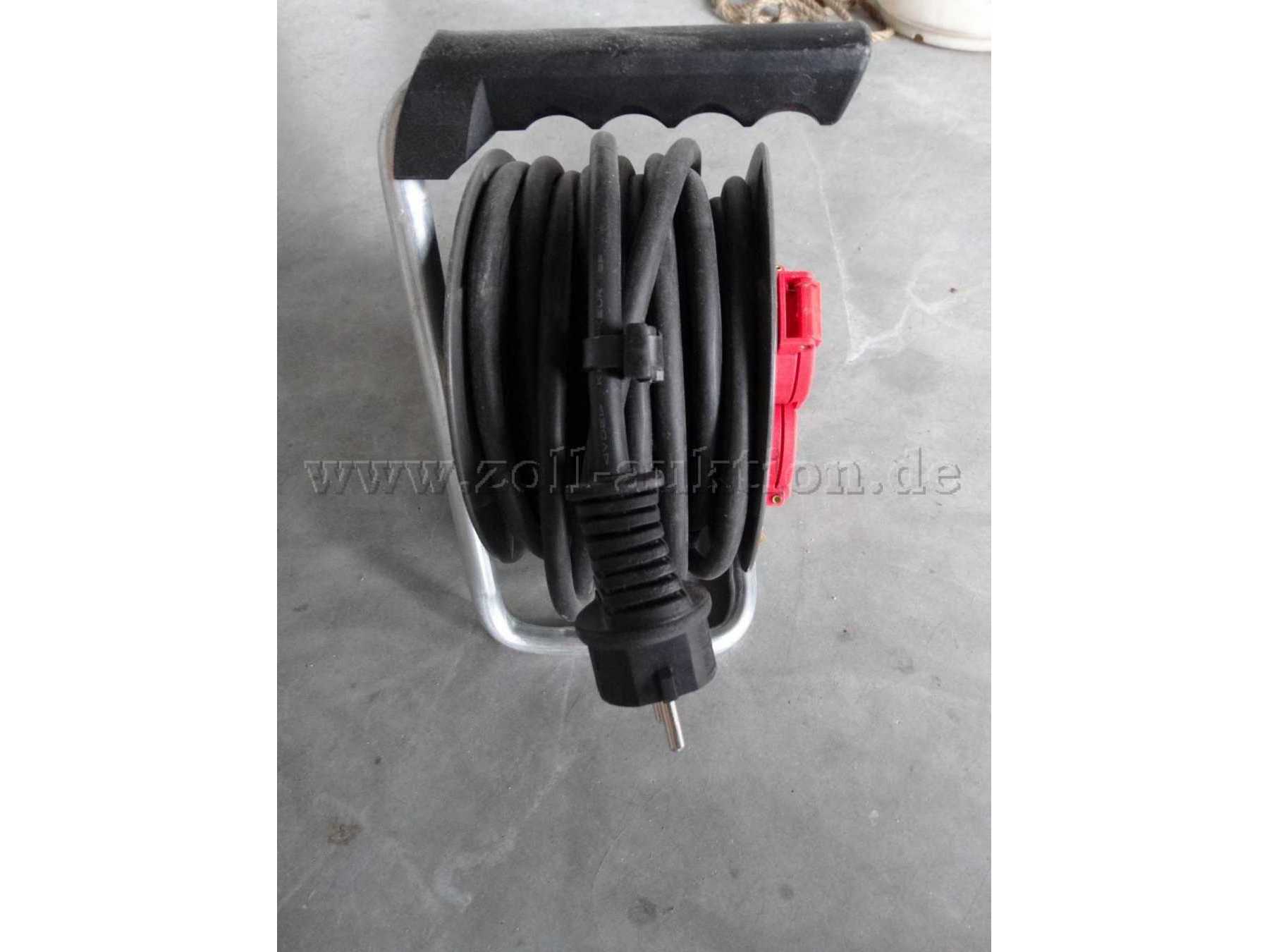 Kabel mit Stecker