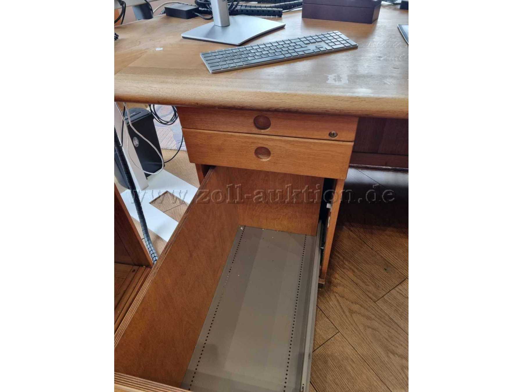 Schreibtisch Schubladen