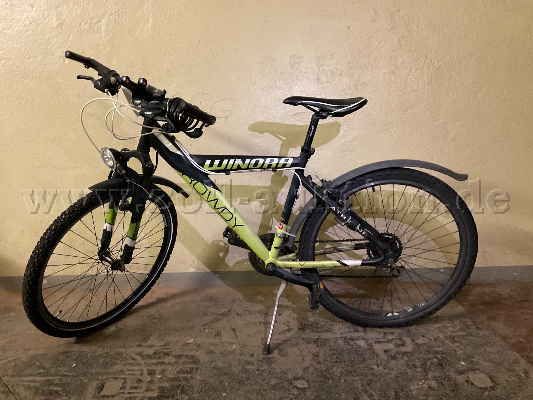 Zoll-Auktion - 1 WINORA y special frame tec, Kinderfahrrad, 26Zoll (ID  956769)