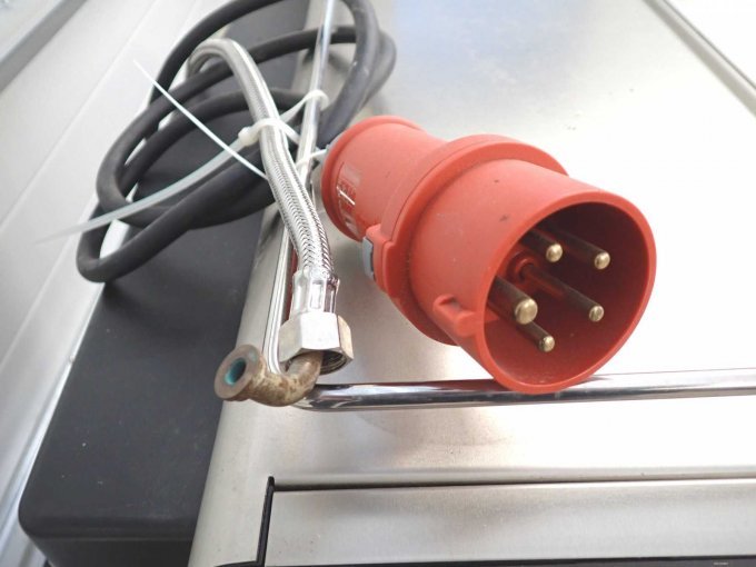 Anschlussstecker & weiterer Anschlussschlauch