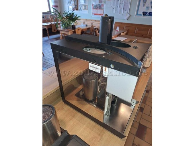 Kaffeebehälter können zur Reinigung abgenommen werden