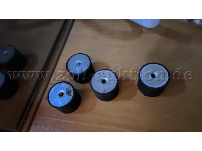 Gerätefüsse, demontiert