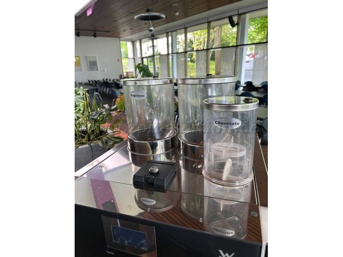 Behälter der Kaffeemaschine