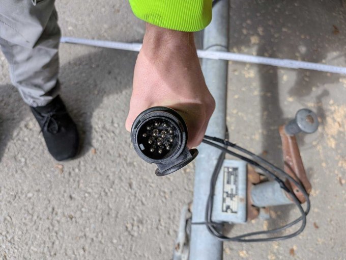 Stecker für Beleuchtung